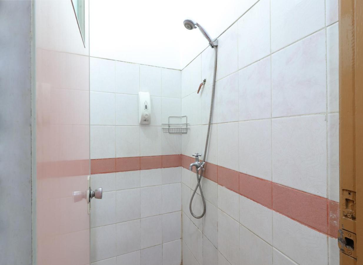 Hotel Huswah Airport Tangerang Eksteriør billede