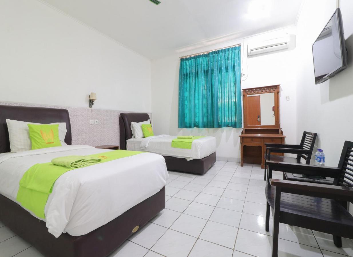 Hotel Huswah Airport Tangerang Eksteriør billede