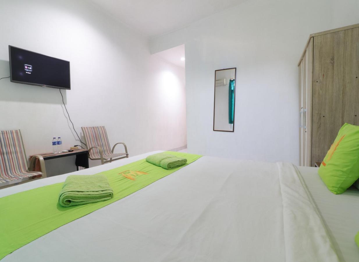Hotel Huswah Airport Tangerang Eksteriør billede