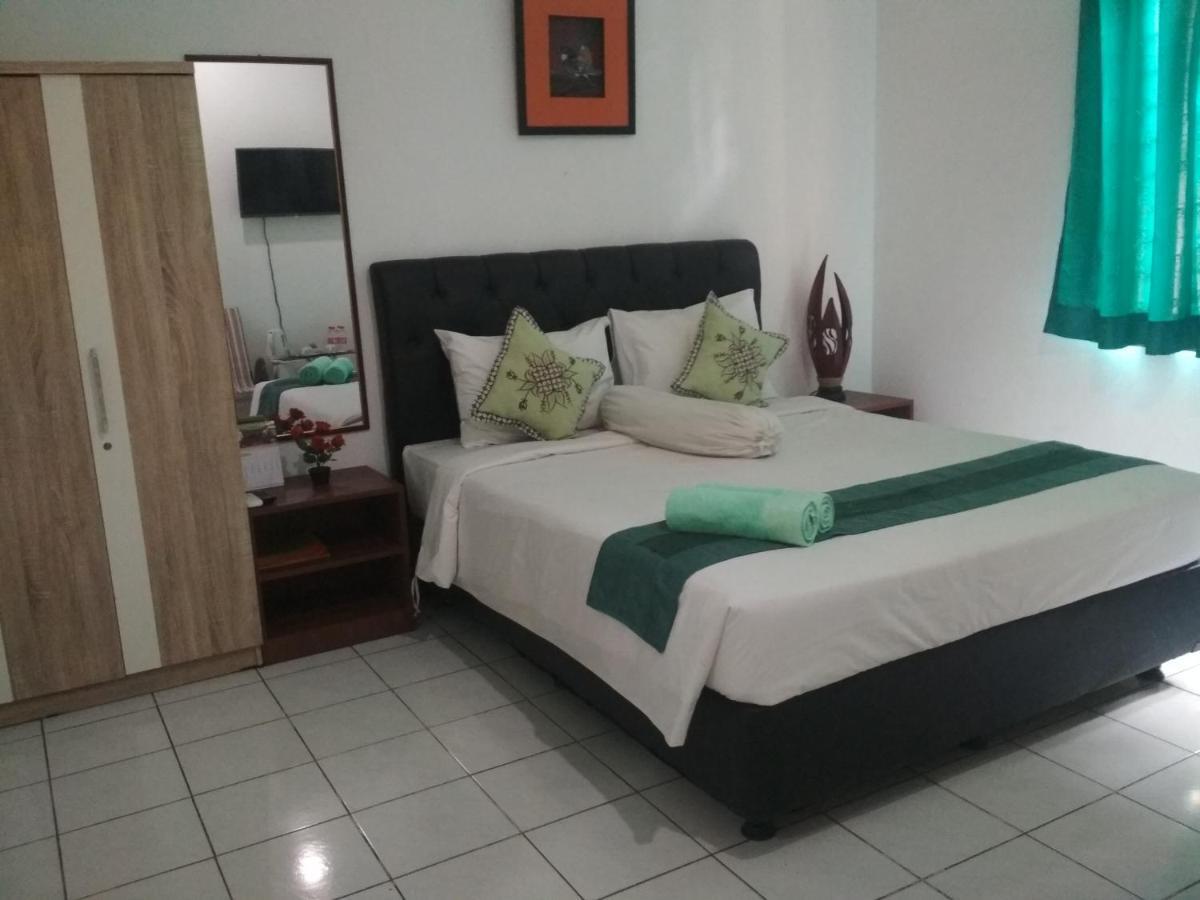 Hotel Huswah Airport Tangerang Eksteriør billede