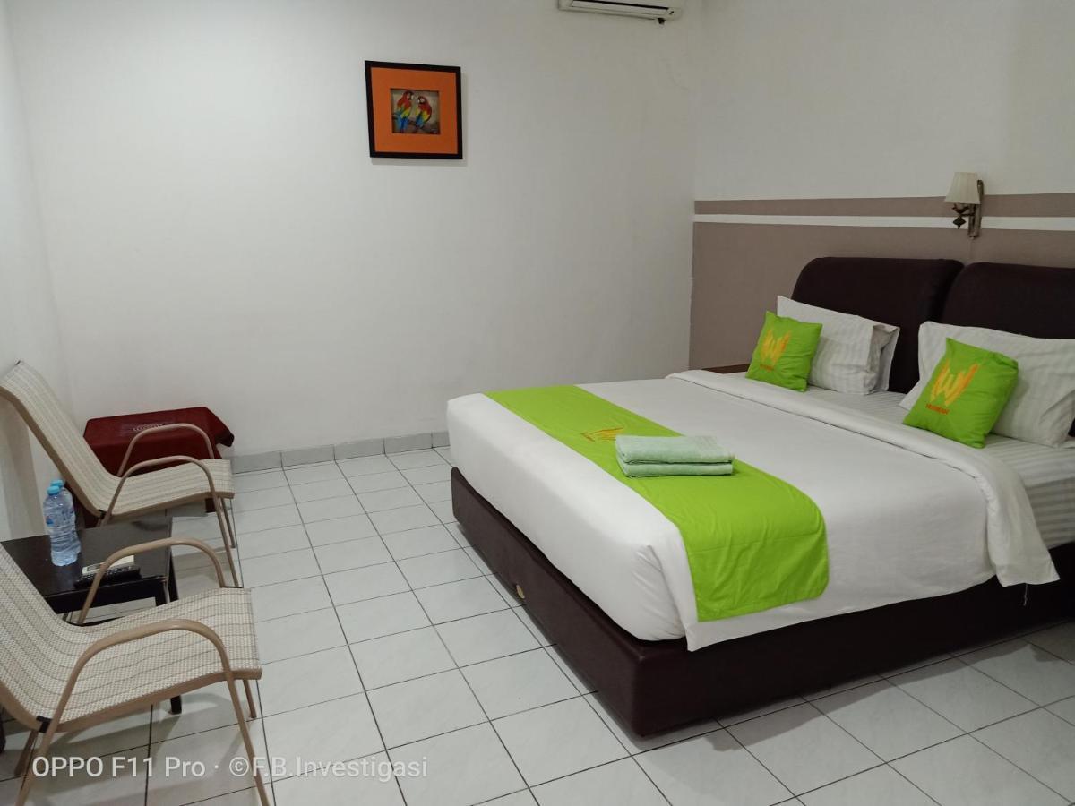 Hotel Huswah Airport Tangerang Eksteriør billede
